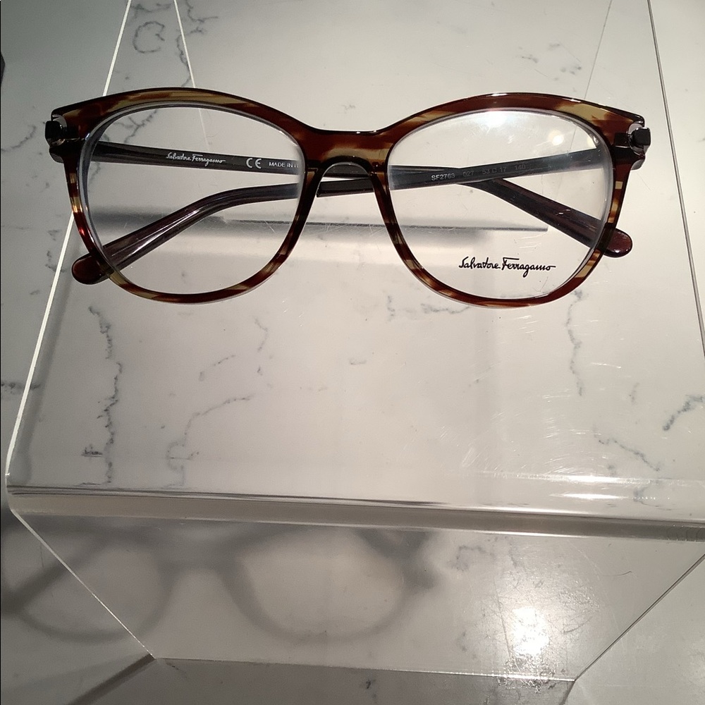 NWOT Salvatore Ferragamo women’s plastic eyeglasses